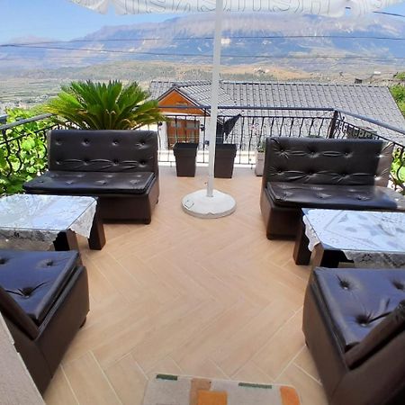 Guest House Ejona Gjirokaster Luaran gambar